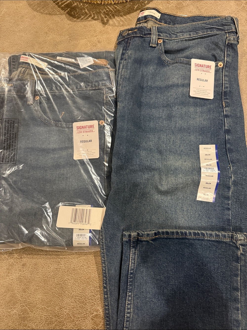 Signature by Levi Strauss Men’s Relaxed Jeans - Dark Blue Denim 2 pairs